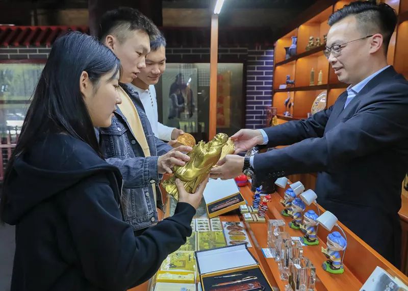 山東國資報(bào)道 | 濟(jì)寧孔子文旅：推進(jìn)“連點(diǎn)成線” 打造精品旅游新模式