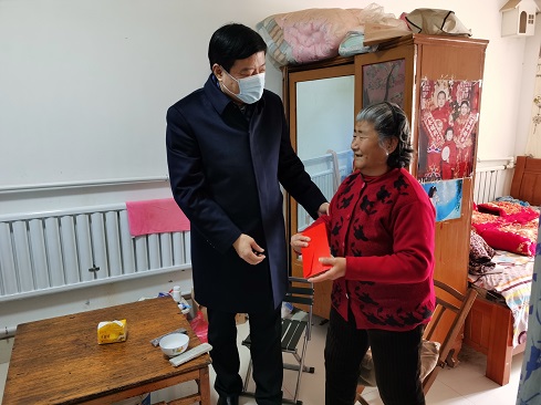 走訪慰問(wèn)送溫暖，濃濃真情暖人心