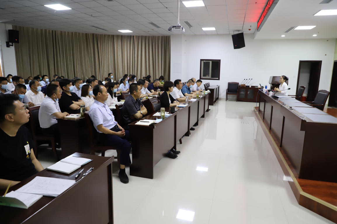 山東濟(jì)寧南陽(yáng)湖農(nóng)場(chǎng)有限公司 舉辦黨史學(xué)習(xí)教育專(zhuān)題輔導(dǎo)會(huì)議暨黨委書(shū)記講黨課