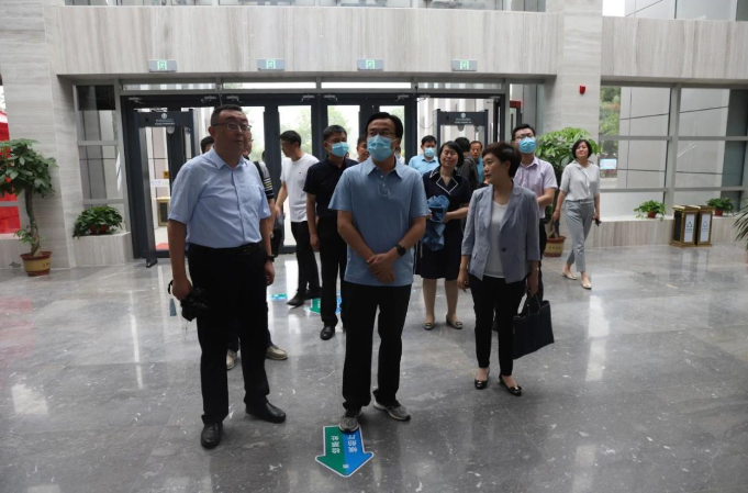 市委常委、宣傳部部長(zhǎng)任慶虎調(diào)研微山湖旅游區(qū)創(chuàng)建5A級(jí)旅游景區(qū)工作