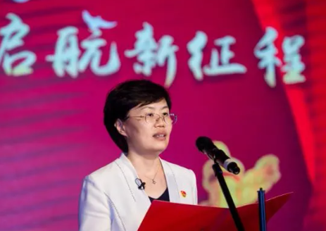 香港大廈不忘初心跟黨走 團結(jié)一心鑄輝煌！